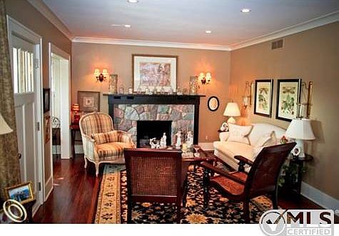 LIVING ROOM W/ FIREPLACE
