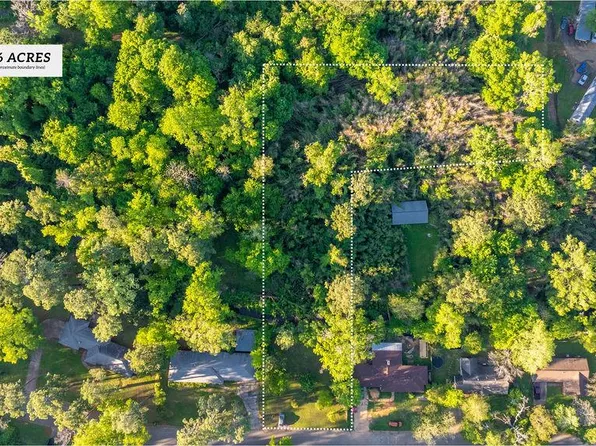 220 Meadowbrook Dr, Nacogdoches, TX 75964