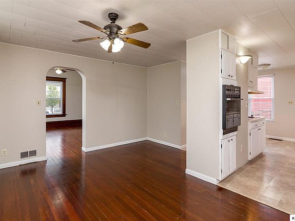5th image of 202 E Hamtramck St