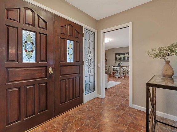 5th image of 1186 Hacienda Dr