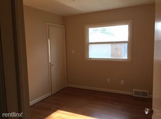 21830 Schroeder Ave, Eastpointe, MI