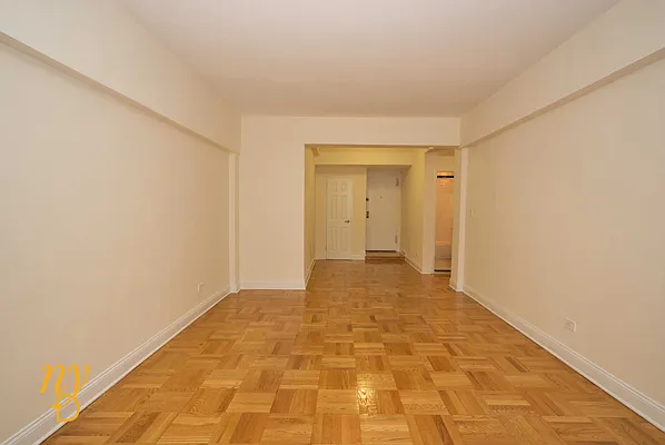 Rented by New York Dwellings LLC | media 9