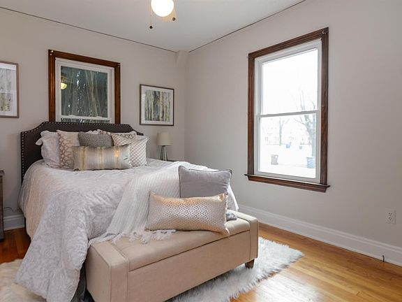 4th image of 1305 Gardner Ave
