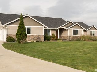 6750 Family Hill Ln, Ferndale, WA 98248