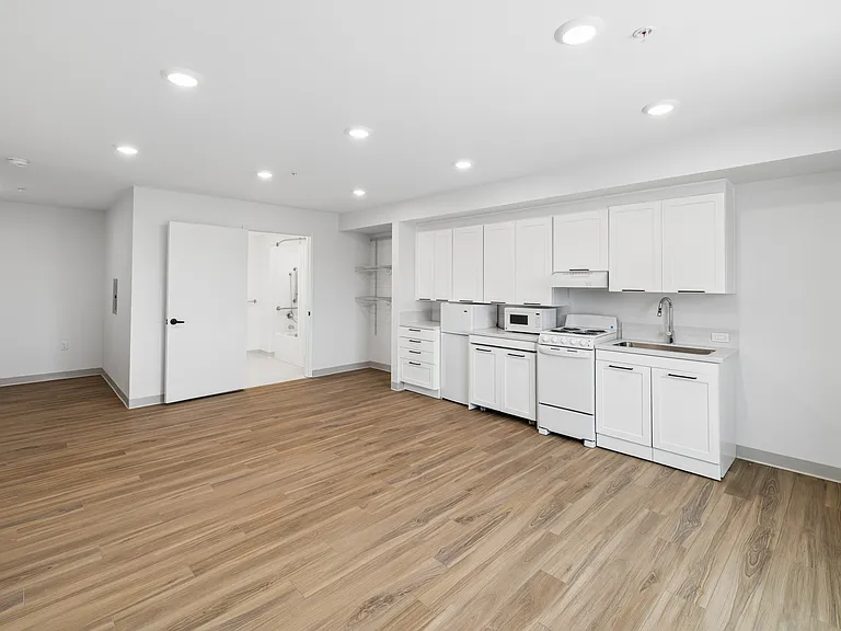 Mesa Vista Apartments — Photo 13