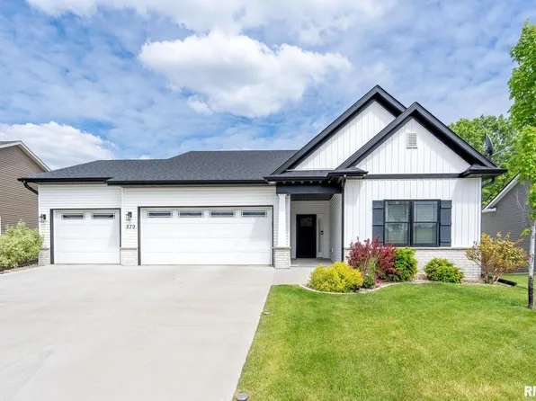 579 Kevin Rd, Blue Grass, IA 52726