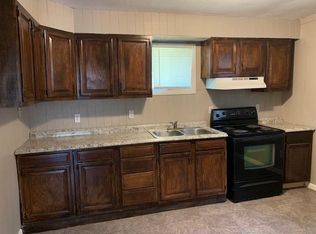 434 Bates St APT 1, Uvalde, TX 78801