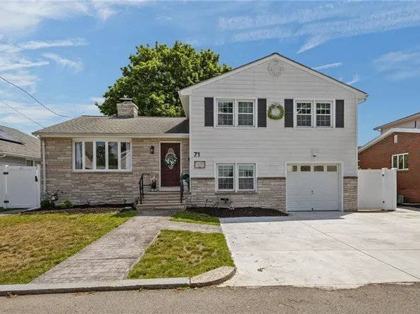 71 Garfield St, North Providence, RI 02904