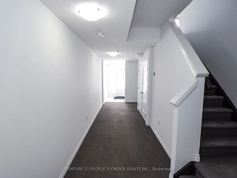 15 Hoffman Ln — Photo 7