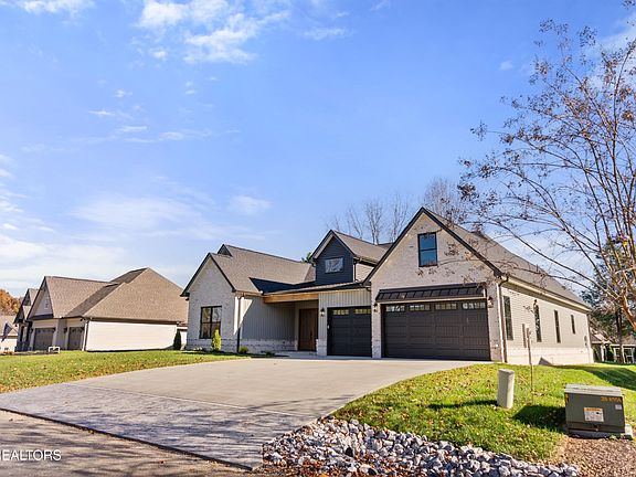 3rd image of 180 Amohi Way Lot 3