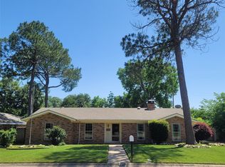 441 W Pleasantview Dr, Hurst, TX 76054