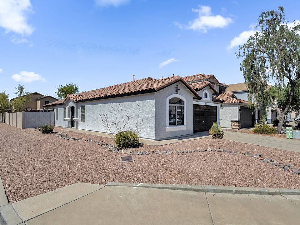 1st image of 509 E Daniella Dr
