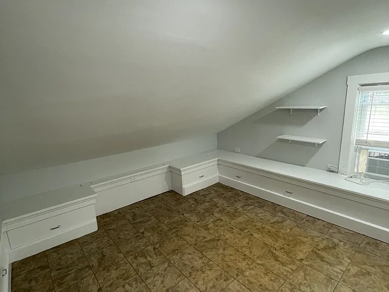 2343 Park Ave #G — Photo 8