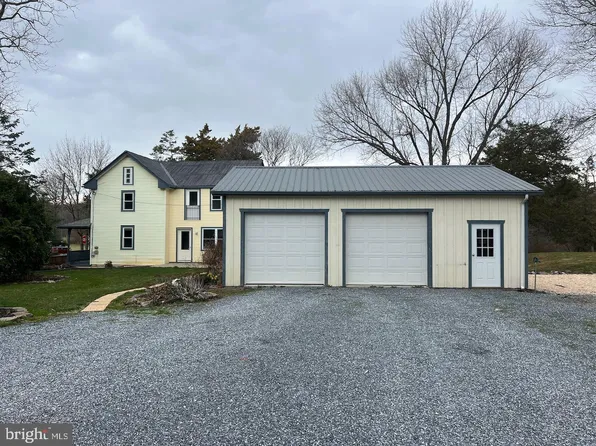 695 Rife Run Rd, Manheim, PA 17545