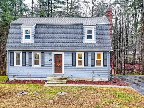 76 Maplewood Dr, Townsend, MA 01469