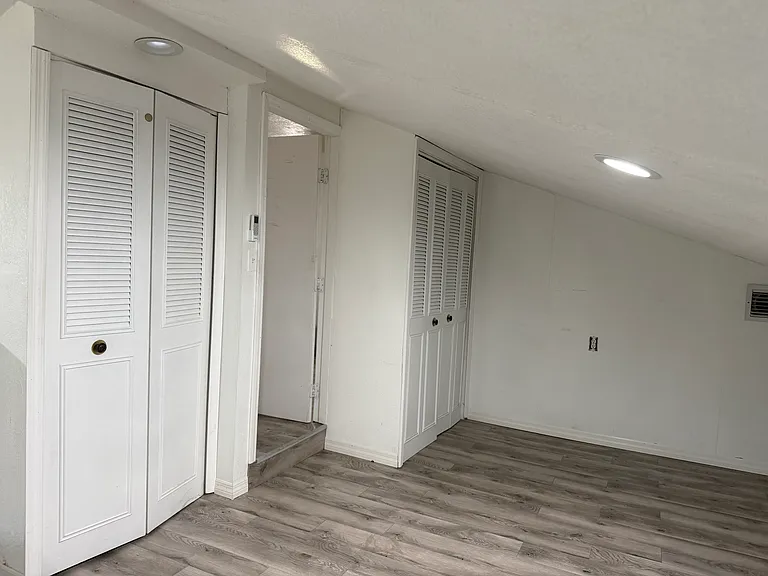 2230 Mateo St — Photo 10
