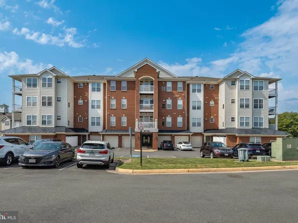 9712 Handerson Pl Unit 301, Manassas Park, VA 20111