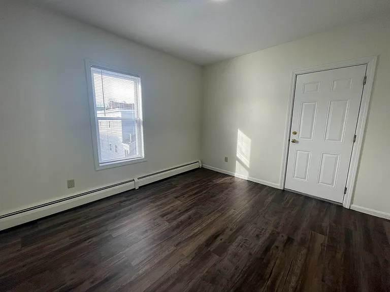 193 N Turner St #3W — Photo 16