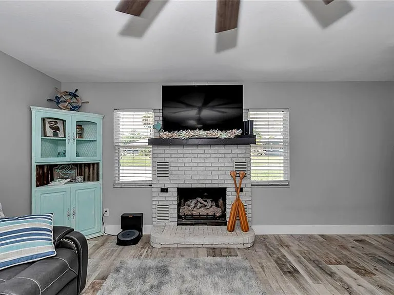 1409 SE 4th Ave — Photo 22