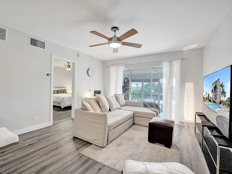 3040 NE 16th Ave #A405 — Photo 12