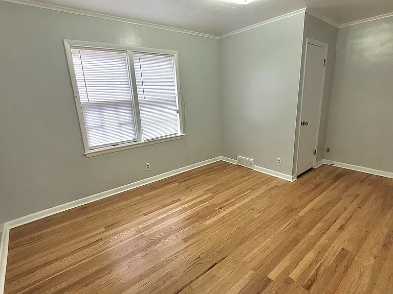 304 N 12th St #2 — Photo 13