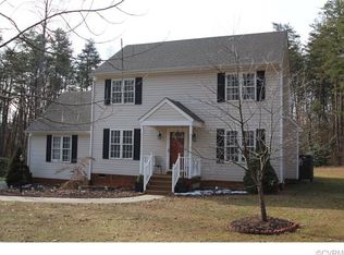 3905 Sourwood Rd, Sandy Hook, VA 23153