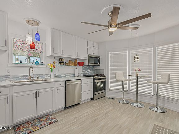 3rd image of 3265 W CABALLERO Drive