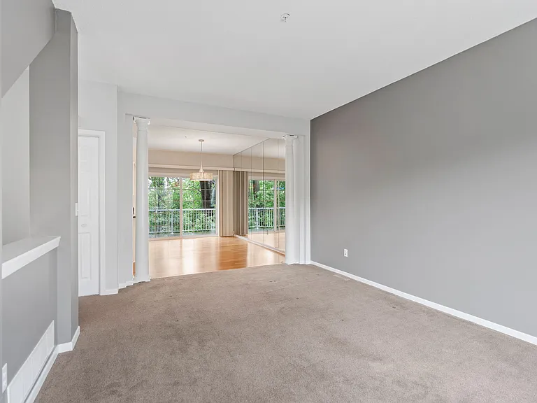 789 Fairfield Cir — Photo 8
