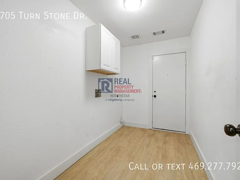 3705 Turn Stone Dr — Photo 18