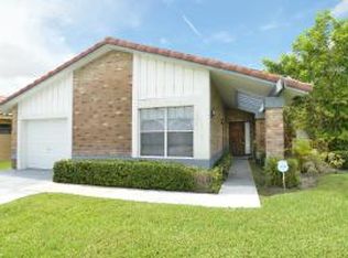 19628 Back 9 Dr, Boca Raton, FL 33498