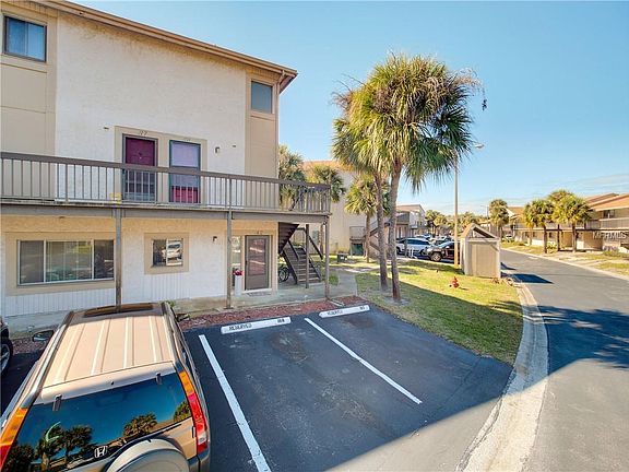 2nd image of 6321 Newtown Cir #21A2