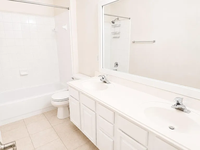 98 W Knightsbridge Dr — Photo 23