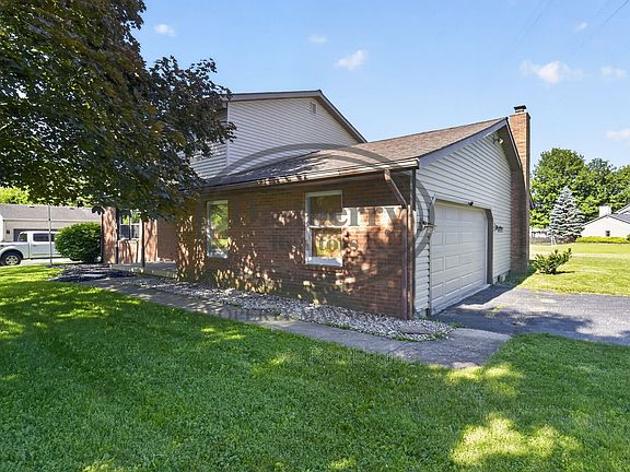 2nd image of 3018 Gleneagle Dr