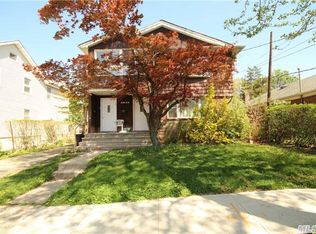71-23 165st, Fresh Meadows, NY 11365