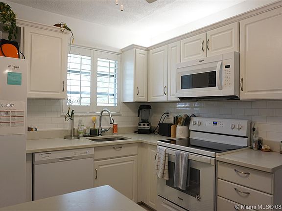 5th image of 960 Benevento Ave #960