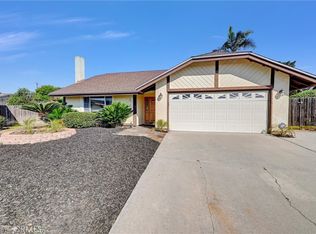 910 Rodeo Queen Dr, Fallbrook, CA 92028