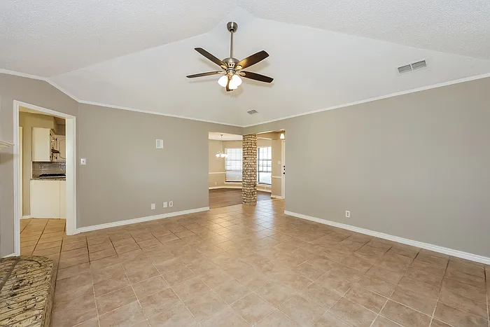 106 Pueblo Dr — Photo 6