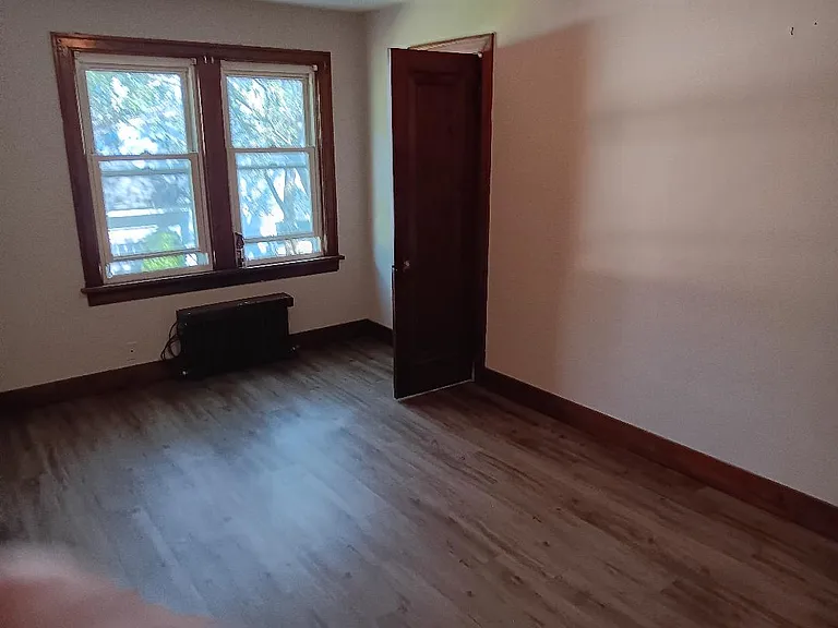 828 Richie Ave — Photo 9