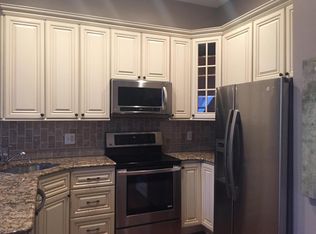 1713 Green St, Philadelphia, PA 19130