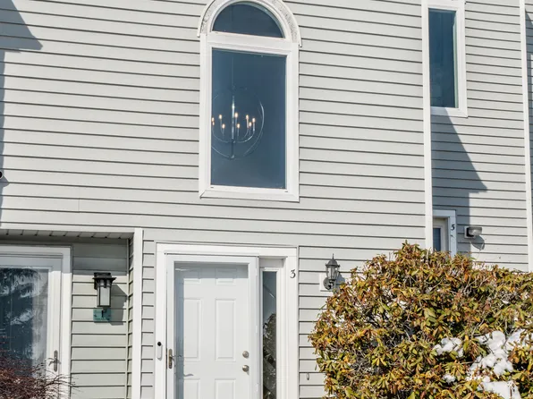 3 Avon Dale Road #3, Cromwell, CT 06416