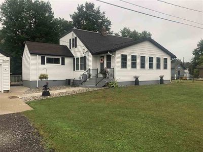 2234 N Smith St, Sanford, MI, 48657