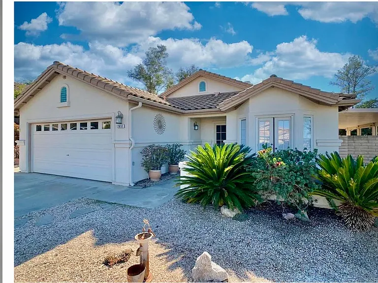 2651 Columbine Rd — Photo 12