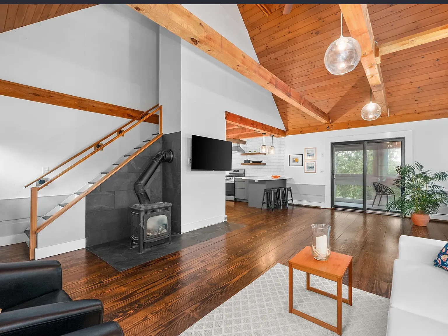 2 bed, 1560 sqft, $4,000 — Photo 3