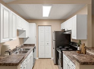 230 Roper Mountain Road Ext APT 524, Greenville, SC 29615