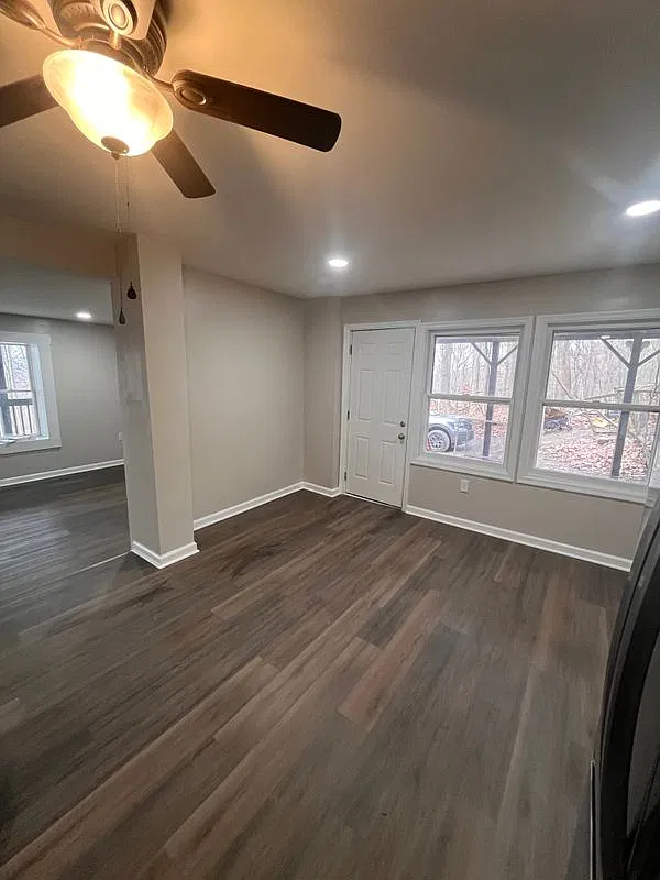 2 bed, 1.0 bath, 1300 sqft, $1,550 — Photo 4