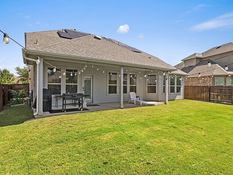3307 Columbus Way — Photo 34