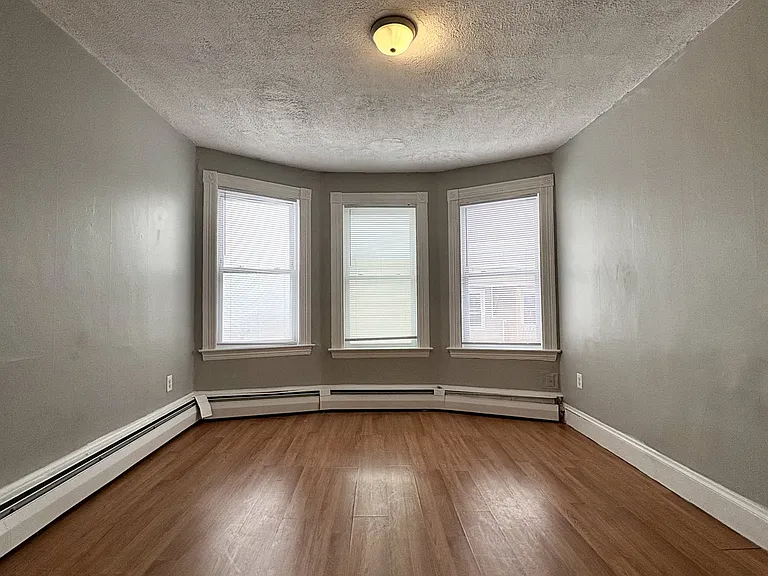 212-214 Blake St #9 — Photo 4