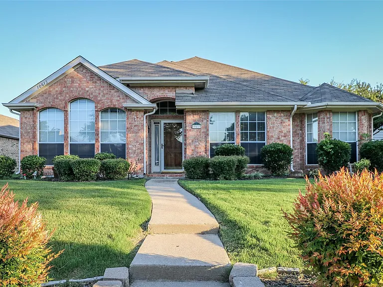 10613 Brandenberg Dr — Photo 1
