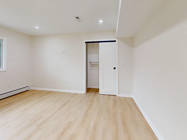 509 Winchester Ave — Photo 8
