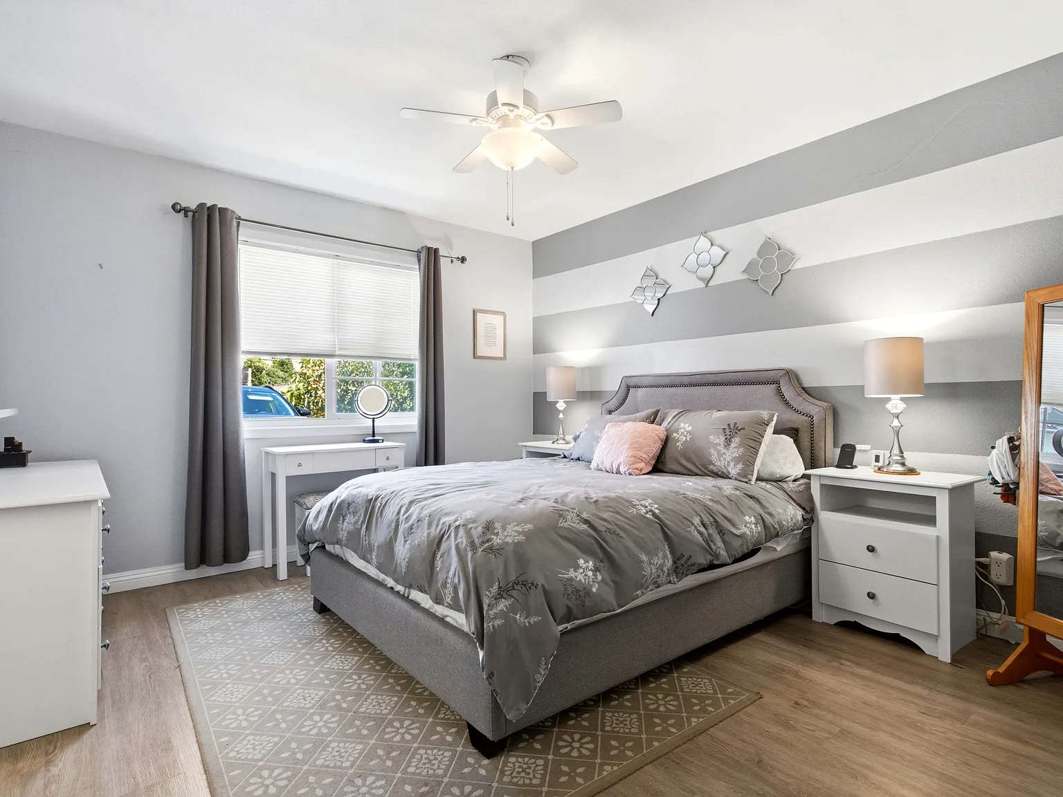 5 bed, 1612 sqft, $1,000 — Photo 4
